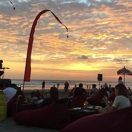 Hotel Zen Premium Seminyak Eka Laweya Exterior foto